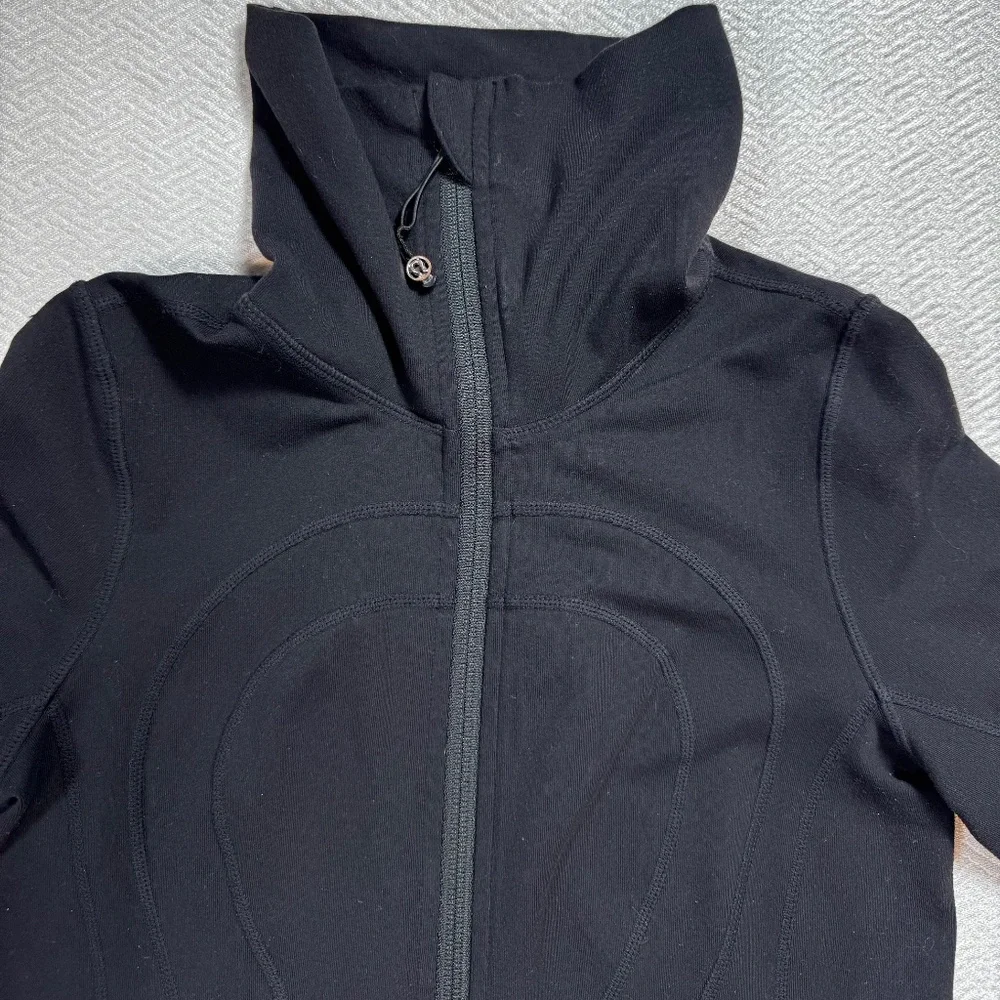 Lululemon In Stride Jacket Black Women's Size 2 Full zip High Neck Long Length - Picture 6 of 12